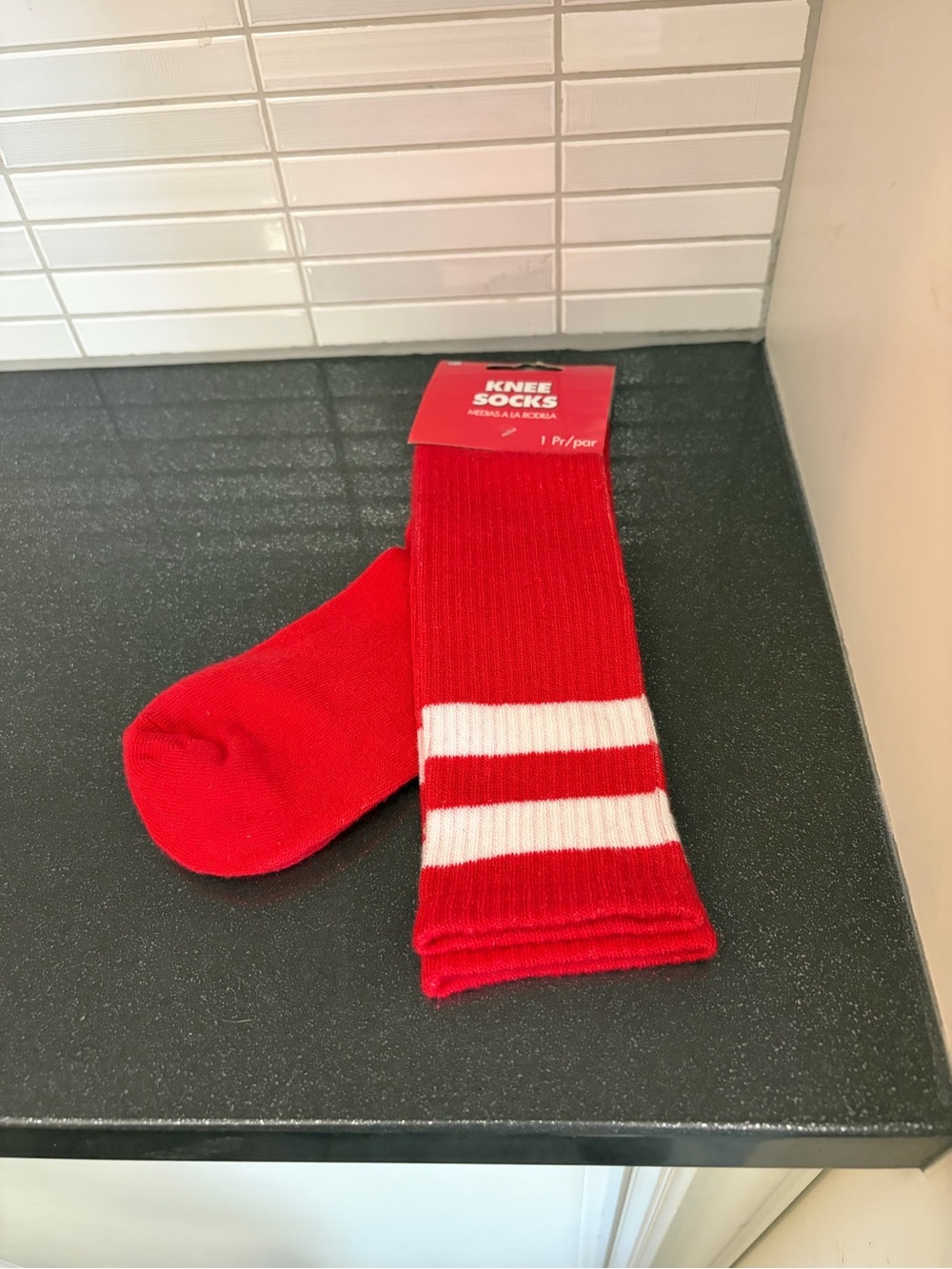 😎 NWT adult knee socks